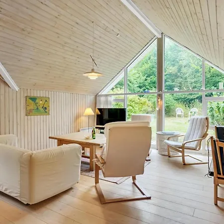 Feriehus Lovely In With Wifi *