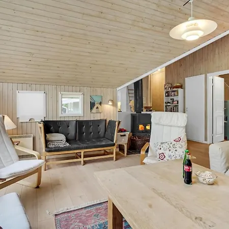 Feriehus Lovely In With Wifi Tisvildeleje